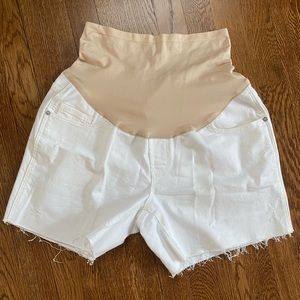 Old Navy Full Panel Maternity White Jean Shorts Size 10